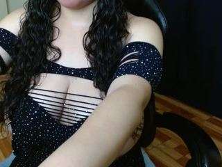 jhuliahillss from CamSoda is Freechat