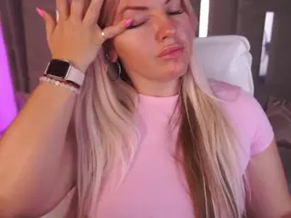LINDAJAWEL's Live Sex Cam Show