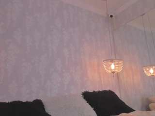  thamara-angels1 chat room