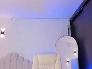 le modèle amberlewis est en webcam porno dans un show sur le site camsoda, il possède les tags suivants: amateur,ass,wet,tattoos,striptease,spank,shaved-pussy,pussy,no smoking,moaning,lush,lingerie,fingers,feet,dildo,cum,chubby,brown-eyes,black-hair,bj