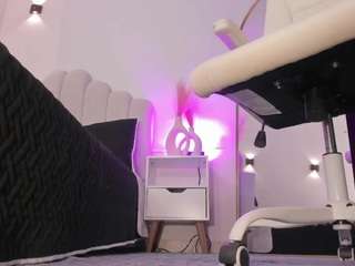 amberlewis live cam profile