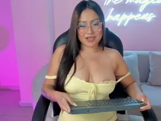 AmberLewis's Live Sex Cam Show