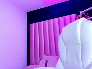 carrie-falcon's Live Sex Cam Show