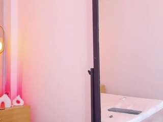 kosmic21 Live Webcam on CamSoda