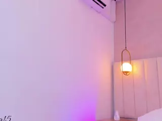 kosmic21's Live Sex Cam Show
