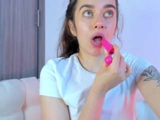 miss-lanaa Live Webcam on CamSoda