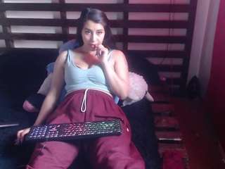 AliciaBoobs69 live webcam show
