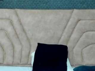 D A N I E L A live cam preview