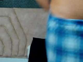 D A N I E L A live cam preview