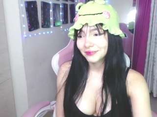 elyuwu from camsoda