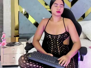 Marilyn's Live Sex Cam Show