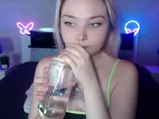 SiaPixie's Live Sex Cam Show