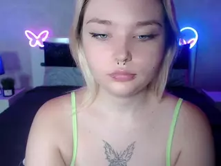 SiaPixie's Live Sex Cam Show