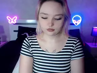 SiaPixie's Live Sex Cam Show