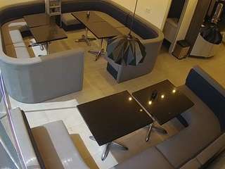 voyeurcam jb dining live webcam on Soda Cams