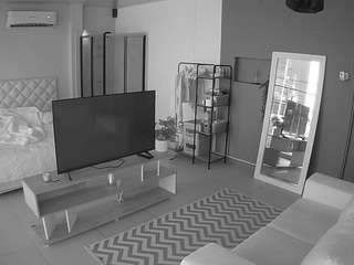 该模特正在直播。 voyeurcam-jb-dining