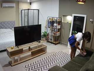 Dit model is nu live. voyeurcam-jb-dining