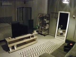 Эта модель сейчас онлайн. voyeurcam-jb-dining
