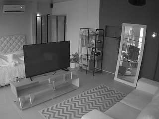 Dit model is nu live. voyeurcam-jb-dining