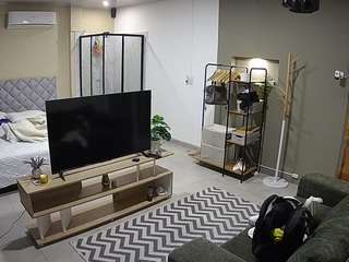 le modèle voyeurcam-jb-dining est en webcam porno dans un show sur le site camsoda, il possède les tags suivants: flash,flashing,hidden,hidden cam,kitchen,mixed,no drinking,pov,sexwebcam,hd