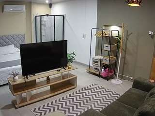 voyeurcam-jb-dining