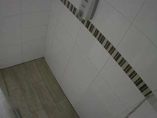 Voyeurcam-jb-domination-shower