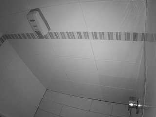 Jb Nude camsoda voyeurcam-jb-domination-shower
