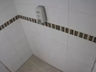 voyeurcam-jb-domination-shower's Live Sex Cam Show