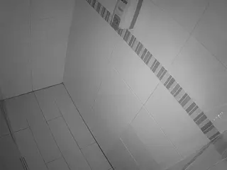 voyeurcam-jb-domination-shower's Live Sex Cam Show