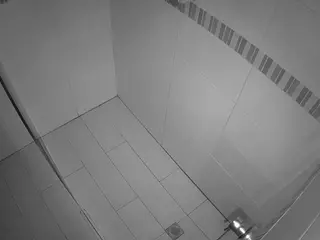 voyeurcam-jb-domination-shower's Live Sex Cam Show