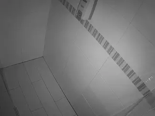 voyeurcam-jb-domination-shower's Live Sex Cam Show