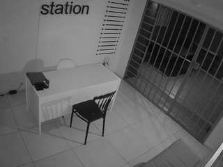 Voyeurcam-jb-jail-1