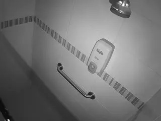 voyeurcam-jb-jail-shower's Live Sex Cam Show