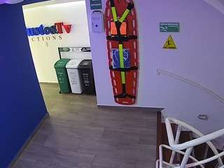 Voyeurcam-jb-lobby