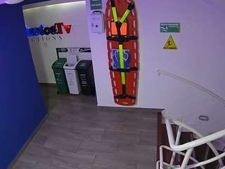 Voyeurcam-jb-lobby