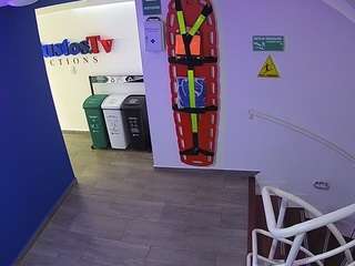 voyeurcam-jb-lobby