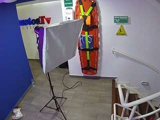 voyeurcam-jb-lobby