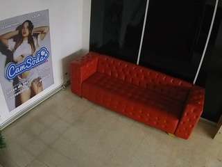 voyeurcam-jb-lobby webcam