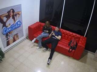 voyeurcam-jb-lobby webcam