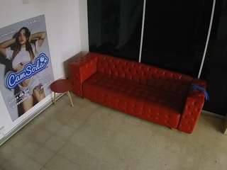 voyeurcam-jb-lobby webcam