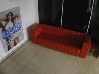 هذا النموذج مباشر الآن. voyeurcam-jb-lobby