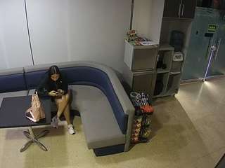 voyeurcam-jb-lobby