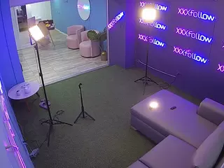 JuanBustos-xfollow-2's Live Sex Cam Show