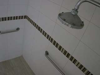 Livejasminm camsoda voyeurcam-jb-xfollow-shower