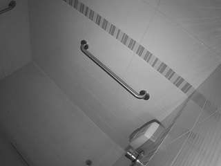 Live Shower Cams camsoda voyeurcam-jb-xfollow-shower