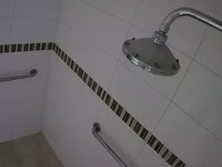 voyeurcam-jb-xfollow-shower's Live Sex Cam Show