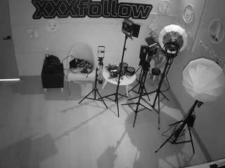 voyeurcam-jb-xfollow