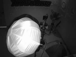 voyeurcam-jb-xfollow