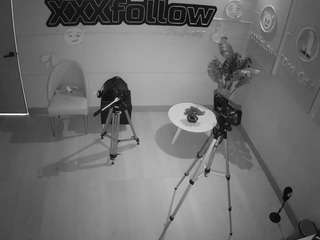 voyeurcam-jb-xfollow