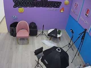 voyeurcam-jb-xfollow webcam model